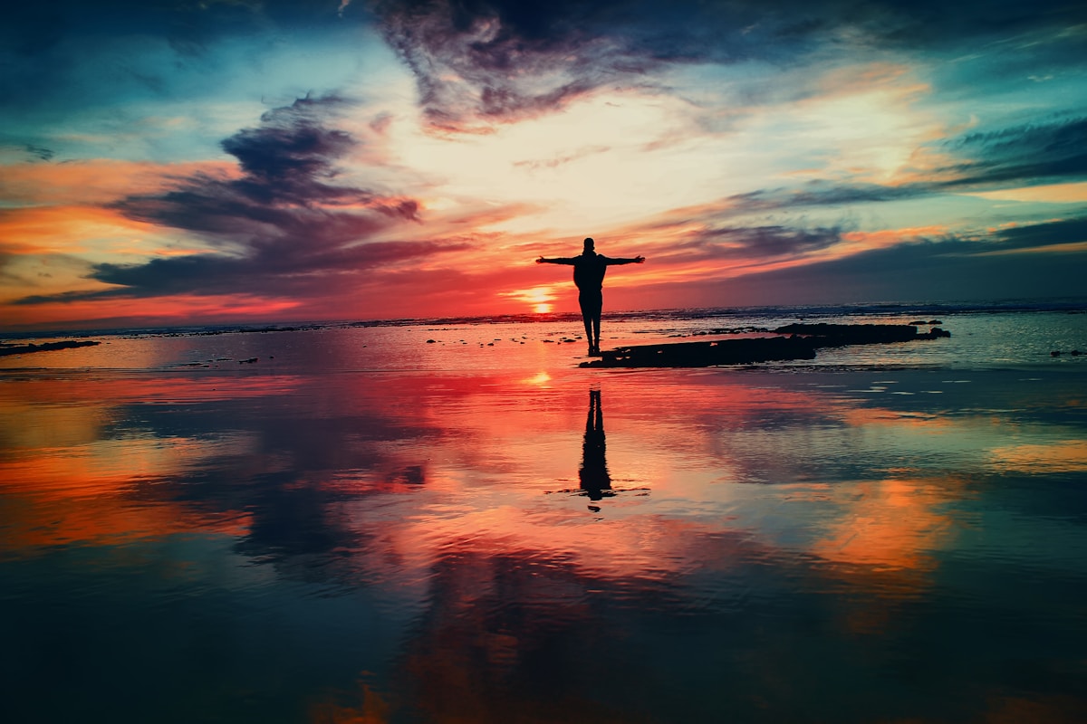 Mastering Manifestation - bright sunburst sky representing visual manifestation and co-creation